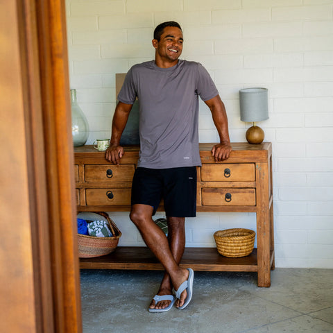 ʻAhi Kai  -  Ash / Ash