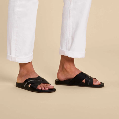 Kīpe‘a ‘Olu - Black